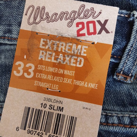 Boys Wrangler 20X Extreme Relaxed Straight Leg Jeans NWT Size 10 Slim - Picture 2 of 9